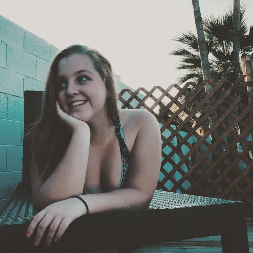 Meet your Posher, Victoria